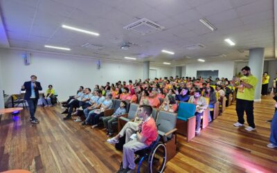 Cristóbal Miralles, profesor del Máster RSC UPV, habla de innovación e impacto social en el 2º Maratón Foz Inova, en Brasil
